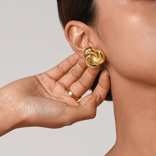 Uworld Minimalist Stainless Steel Rotating Threaded Metal Stud Earrings Waterproof Hypoallergenic 18K Gold Plated Textured Jewel