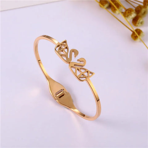 Luxury Heart Bracelets Bangles For Women Stainless Steel Jewelry Woman Fashion Jewellery Accessories