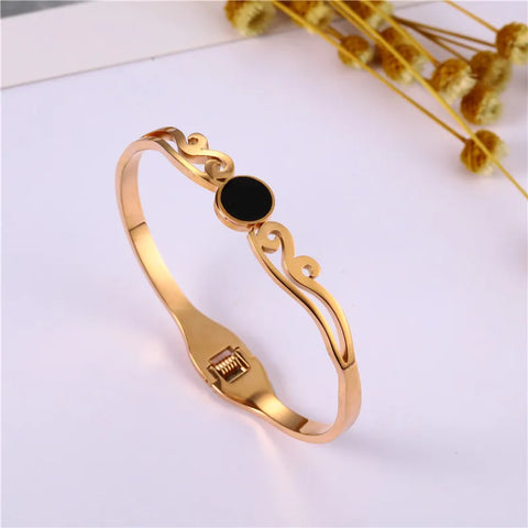 Luxury Heart Bracelets Bangles For Women Stainless Steel Jewelry Woman Fashion Jewellery Accessories