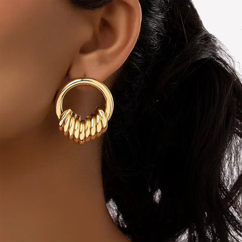 HONGTONG Round Heart Twist Stainless Steel Gold Plated Earrings for Women Jewelry Hollow Shape Eardrop Colorproof and Waterproof