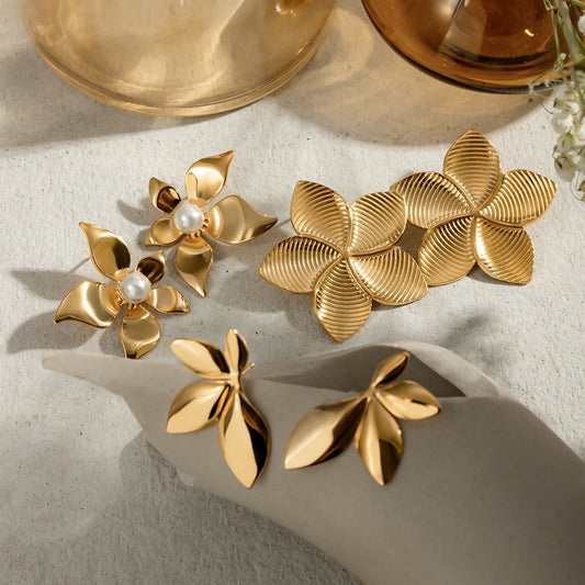 Light Luxury 18K Plated Stainless Steel Golden Flower Leaf Design Earrings Ring Set Women Vintage Fashion Personality Jewelry