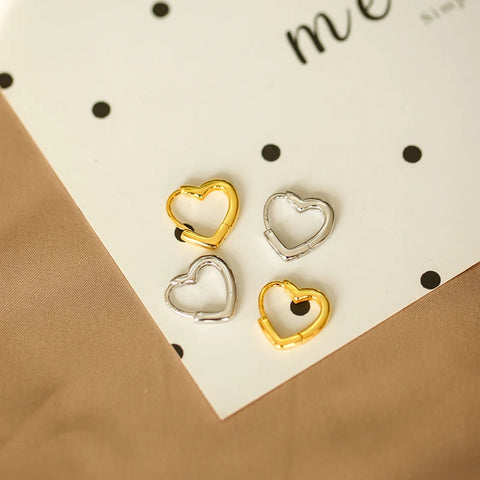 Aide 925 Sterling Silver Fashion Smooth Love Heart Hoop Earrings Simple Cute Heart Circle Piercing Earring Ear Buckle Jewelry