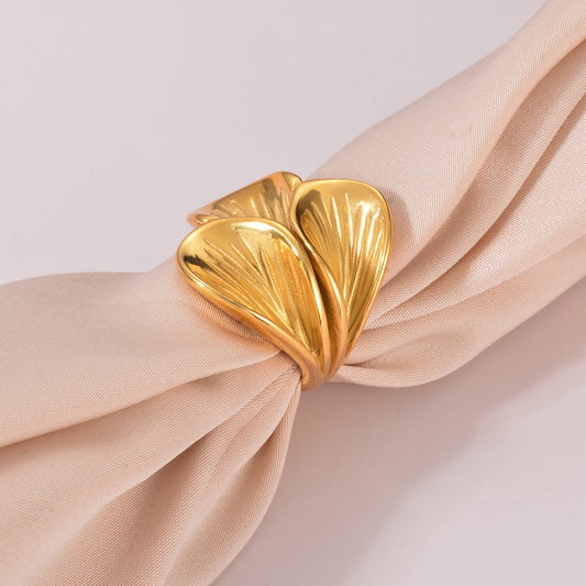 Vintage Waterproof Gold Color Stainless Steel Big Statement Flower Ring for Women Fashion Party Jewelry Bijoux Gifts