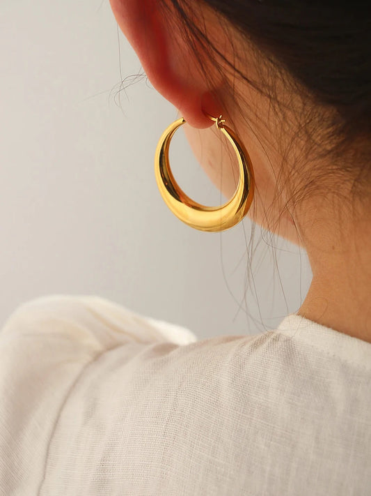 Greatera Chunky Smooth Stainless Steel Hoop Earrings for Women Gold Plated Geometric Circle Metal Earrings Waterproof Jewelry