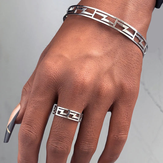 Stainless Steel Jewelry Set Fashionable and exquisite Hollow design Ring Bracelet Combination Jewelry Set For Women Jewelry Gift