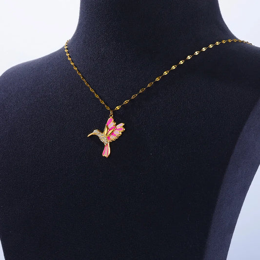 Cute Colorful Birds Necklace For Women Gold Color Stainless Steel Chain Heart Grass Pendant Necklace Wedding Jewlery Gift New