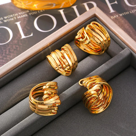 Artist Hollow Out Rings For Women 316L Stainless Steel Gold Plated Waterproof Finger Ring Couples Jewelry