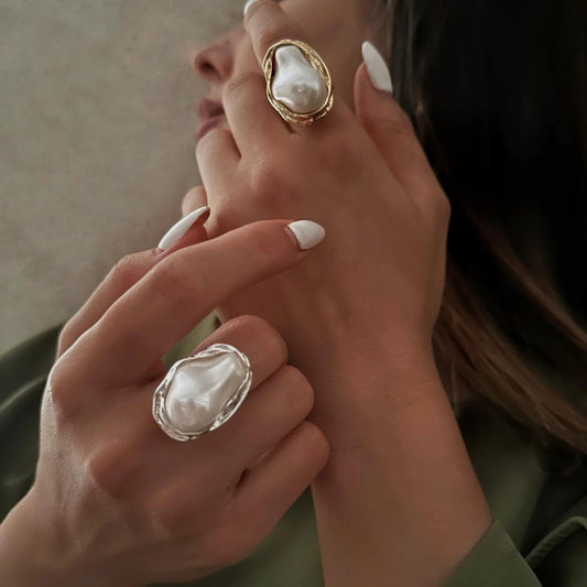 Uworld Baroque Big Pearl Stainless Steel Fashion Ring 18K Gold Color Charm Stylish Vintage Jewelry for Women Gala Gift