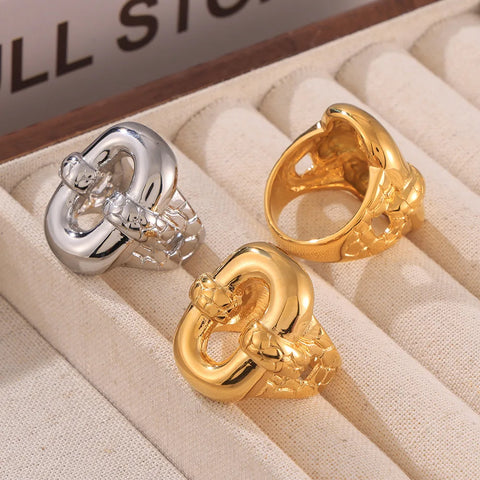 Exaggerate Shiny Stainless Steel Rings for Women Gold Plated Retro Finger Ring Punk Jewelry Banquet Gift