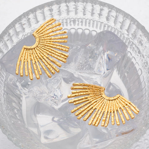 18K Gold Plated Stainless Steel  Hollow Wing Fan-shaped Earrings Light Luxury Chunky Pendant Earrings For Women Ear Jewelry