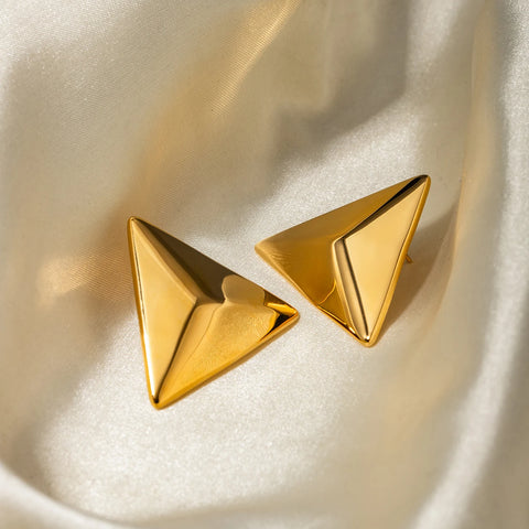 18k Gold Plated Stainless Steel Minimalist Fashion Smooth Triangle Design Earrings Prevent Allergy Trendy Charm Jewelry