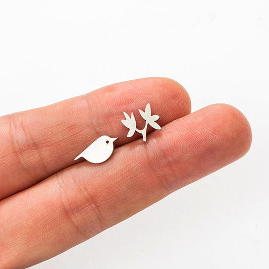 New Arrival Creative Branch Bird Ear Studs For Women Cute mini stainless steel birdie Stud earrings Fashion animal jewelry gift