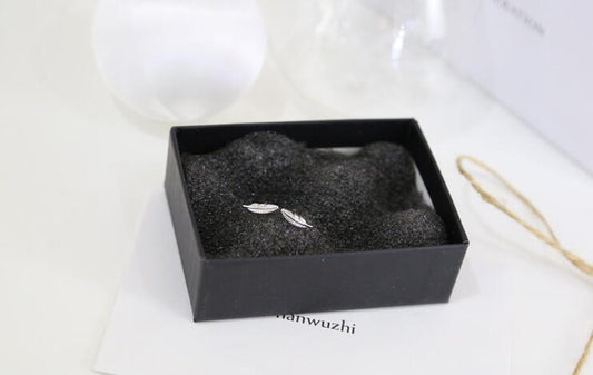 Free Shipping Fashion Silver Color  Earings Cute Feather Stud Earrings For Women Sterling Silver Jewelry Brincos VES6003