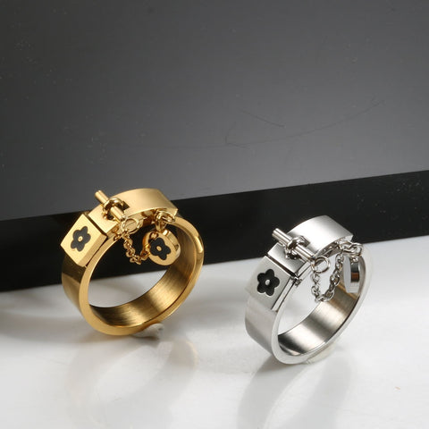 Fashion Lucky Flower Charm With Chain Ring Gold/Sliver Stainless Steel Love Promise Finger Rings For Women Men Jewelry Gift