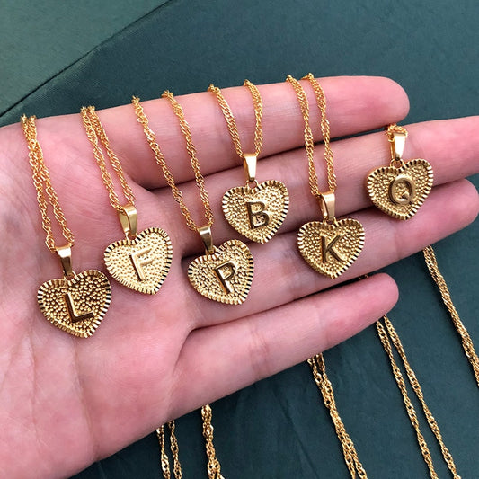 A-Z Initial Letter Heart Pendant Necklace For Women Stainless Steel Gold Alphabet Heart Charm Chain Choker Jewelry Collier Femme